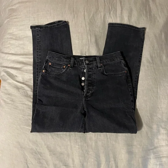 Denim Forum The Arlo Hi-rise Straight Jean - Picture 4 of 8